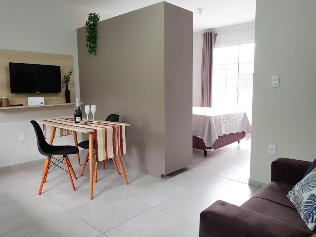 Studio Jasmim - 130M Metros Da Praia Novo! Florianópolis Extérieur photo